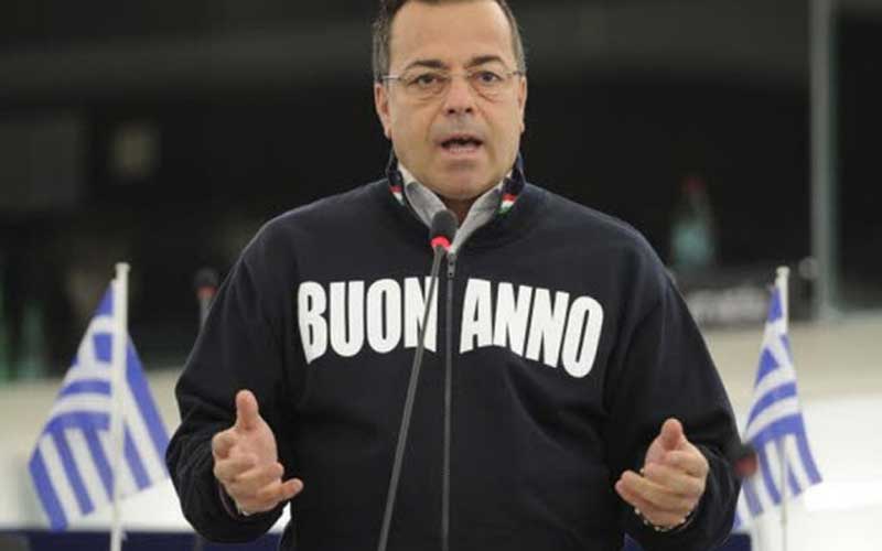 ΣΤΗΝ ΜΝΗΜΗ ΤΟΥ ΣΥΝΑΓΩΝΙΣΤΗ GIANLUCA BUONANNO, ΕΝΟΣ ΔΗΜΑΡΧΟΥ ΥΠΟΔΕΙΓΜΑ